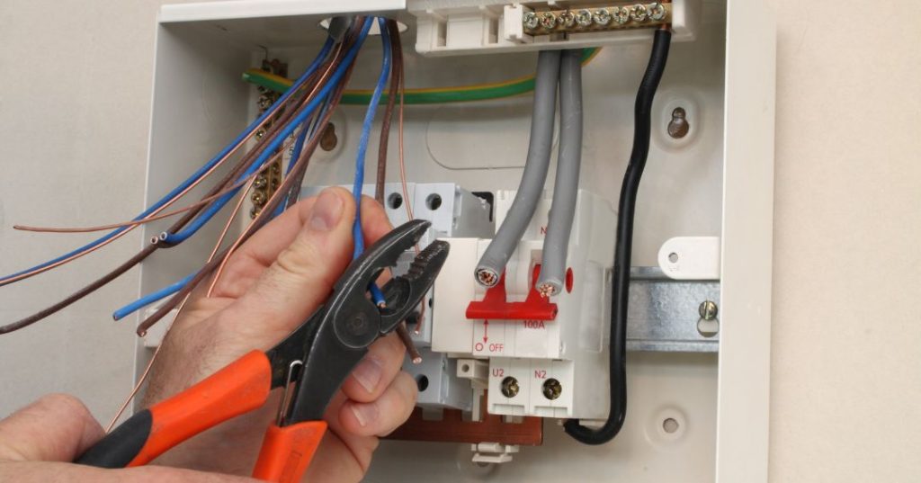 Circuitos e fiações elétricas em Praia Grande